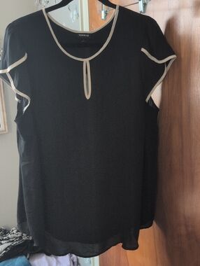 torrid Black Blouse with Cream Trimmed Edges